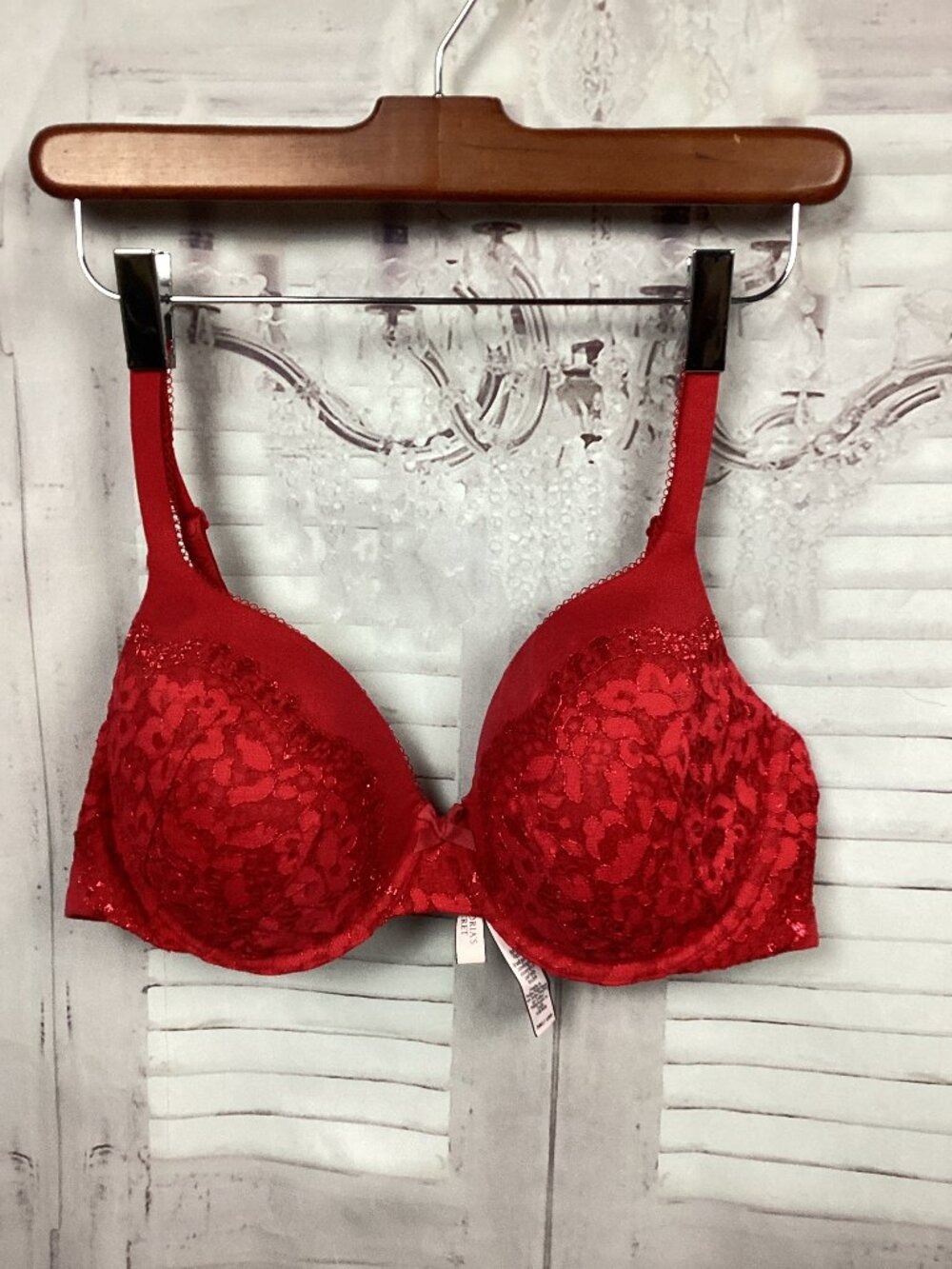 Victoria's Secret Red Lace Bra Body by Victoria 38C